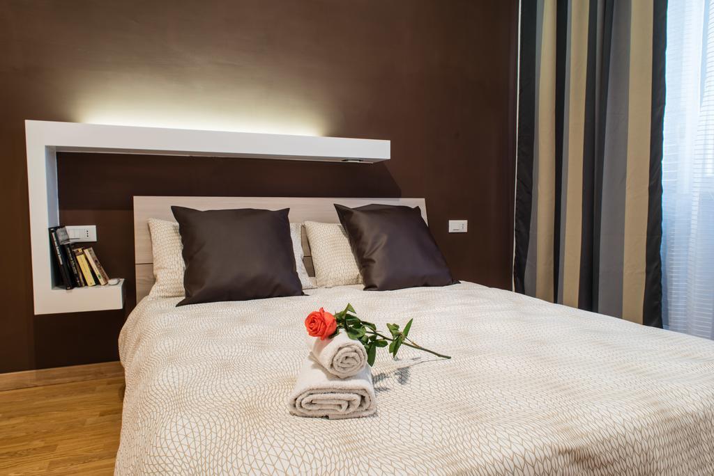 Bed and Breakfast Mirabilia Urbis Roma Zewnętrze zdjęcie