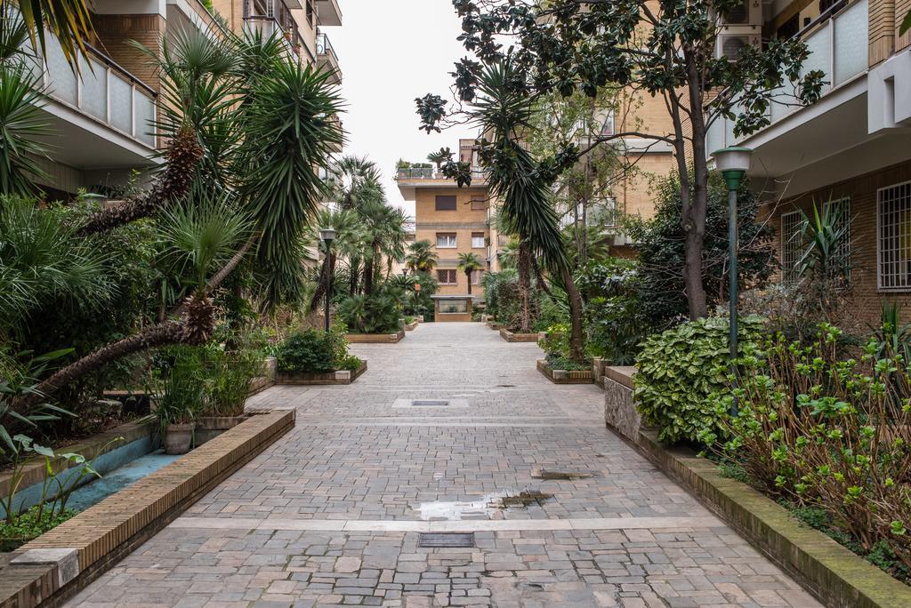 Bed and Breakfast Mirabilia Urbis Roma Zewnętrze zdjęcie